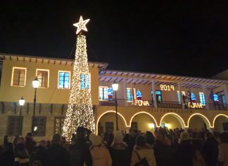 ΜΙΑ ΑΦΙΣΣΑ ΧΙΛΙΕΣ ΛΕΞΕΙΣ …..