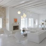 perizititi-i-vila-toy-gianni-ragkoysi-stin-paro-ton-ioylio-e7-700-kai-ton-aygoysto-e12-500-tin-evdomada45562219275059491024.jpg