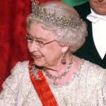 s-queen-elizabeth-drinks7216833561907565844.jpg