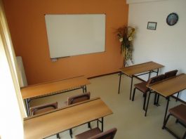 ΦΡΟΝΤΙΣΤΗΡΙΟ Μ.Ε Δ.ΕΜΜΑΝΟΥΗΛ * Για άλλη μια χρονιά το φροντιστήριό μας ξεχώρισε με τις επιτυχίες των μαθητών του. Μαθητές του φροντιστηρίου μας συγκέντρωσαν τα περισσότερα μόρια στις κατευθύνσεις τους.