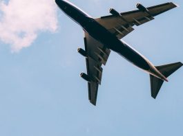 Τρόμος στον αέρα: Πιλότος λιποθύμησε την ώρα της πτήσης
