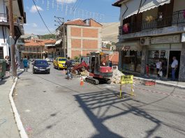 Πλήρωσε 40 ευρώ με 800 κέρματα των 5 λεπτών σε βενζινάδικο