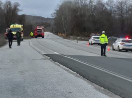 Βίντεο, από την χθεσινή επιχείρηση της πυροσβεστικής, έξω από τη Νέαπολη Βοΐου και τον απεγκλωβισμό & ανάσυρση νεκρού 44χρονου οδηγού αγροτικού αυτοκινήτου που έπεσε στο ποτάμι – Οι δηλώσεις του Υποδιοικητή Π.Υ. Κοζάνης