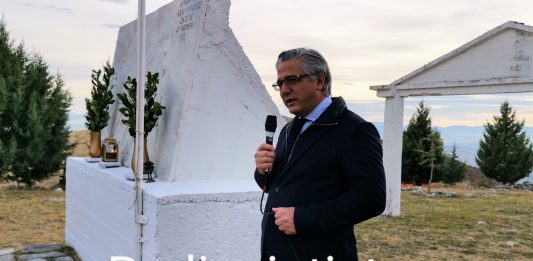 Δηλώσεις δημάρχου Βοϊου Χ. Ζευκλή, με σαφές ενδείξεις, ότι το υπό-παράρτημα της Σχολής Πυροσβεστών στο Τσοτύλι ήρθε για να μείνει: “Δημιουργούνται αυξημένες ανάγκες για τους φοιτητές, που έρχεται αυτό το καταπληκτικό κτήριο (στο Τσοτύλι) για να τις καλύψει