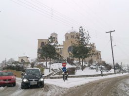 Ώρα 11:10 π.μ.: Ο ιδιοκτήτης του Ράδιο Σιάτιστα 95.7 FM, Θ. Πεσνικάς, σας μεταφέρει υπέροχες κατάλευκες εικόνες από τους δρόμους και τα σοκάκια της Σιάτιστας – 3 Βίντεο
