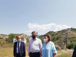 Η υπουργός Πολιτισμού και Αθλητισμού, Λίνα Μενδώνη & ο Περιφερειάρχης Δυτικής Μακεδονίας, Γιώργος Κασαπίδης, υπέγραψαν την Προγραμματική Σύμβαση για την ωρίμανση της ανακατασκευής της «Πέτρινης Γέφυρας του Πασά»