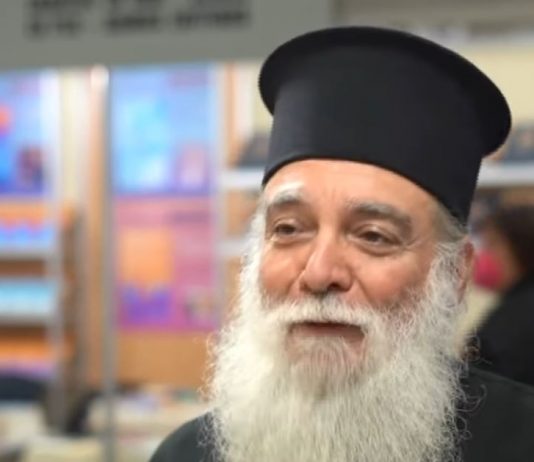 O π. Εφραίμ Τριανταφυλλόπουλος, αρχιμανδρίτης, πρωτοσύγκελος στην Ιερά Μητρόπολη Σισανίου και Σιατίστης, με αφορμή το νέο του βιβλίο “Της ομορφιάς ψηφίδες”