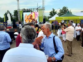 Mε εξαιρετική επιτυχία πραγματοποιήθηκε, χθες Παρασκευή, η έναρξη της 3ημερης παρουσίασης του Δήμου Βοΐου και προϊόντων από το Βόιο στο κοινό της Θεσσαλονίκης (Βίντεο & Φωτογραφίες)