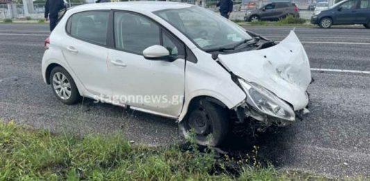 Τροχαίο για ζευγάρι από την Γαλατινή Βοΐου, έξω από την Καλαμπάκα (φωτό)