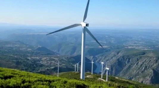 Την Πέμπτη 6 Ιουλίου 2023 πραγματοποιήθηκε στη Σιάτιστα σύσκεψη φορέων , σωματείων , συλλογικοτήτων μετά από κάλεσμα της επιτροπής αγώνα ενάντια στα αιολικά στο Μπούρινο.
