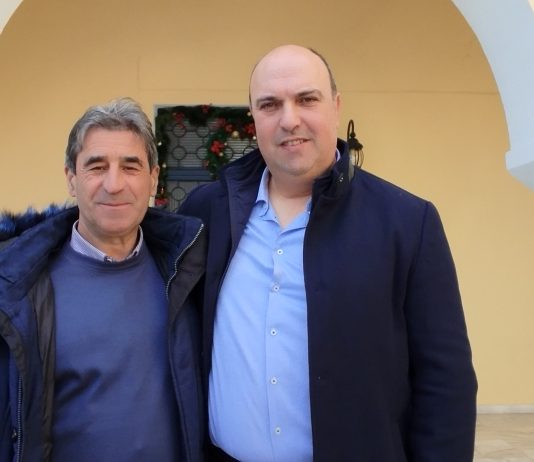 Σιάτιστα – Λεύκος καπνός στο Δημαρχείο Βοϊου . . . Δηλώσεις Αντιδημάρχων και Προέδρου ΔΥΠΡΑ . . Βίντεο – Φώτο !!