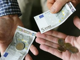 Μειώσεις έως 18% σε 108 προϊόντα στα ράφια των Σούπερ Μάρκετ Αναλυτικά σε ποια επώνυμα προϊόντα στα σούπερ μάρκετ μειώνονται οι τιμές